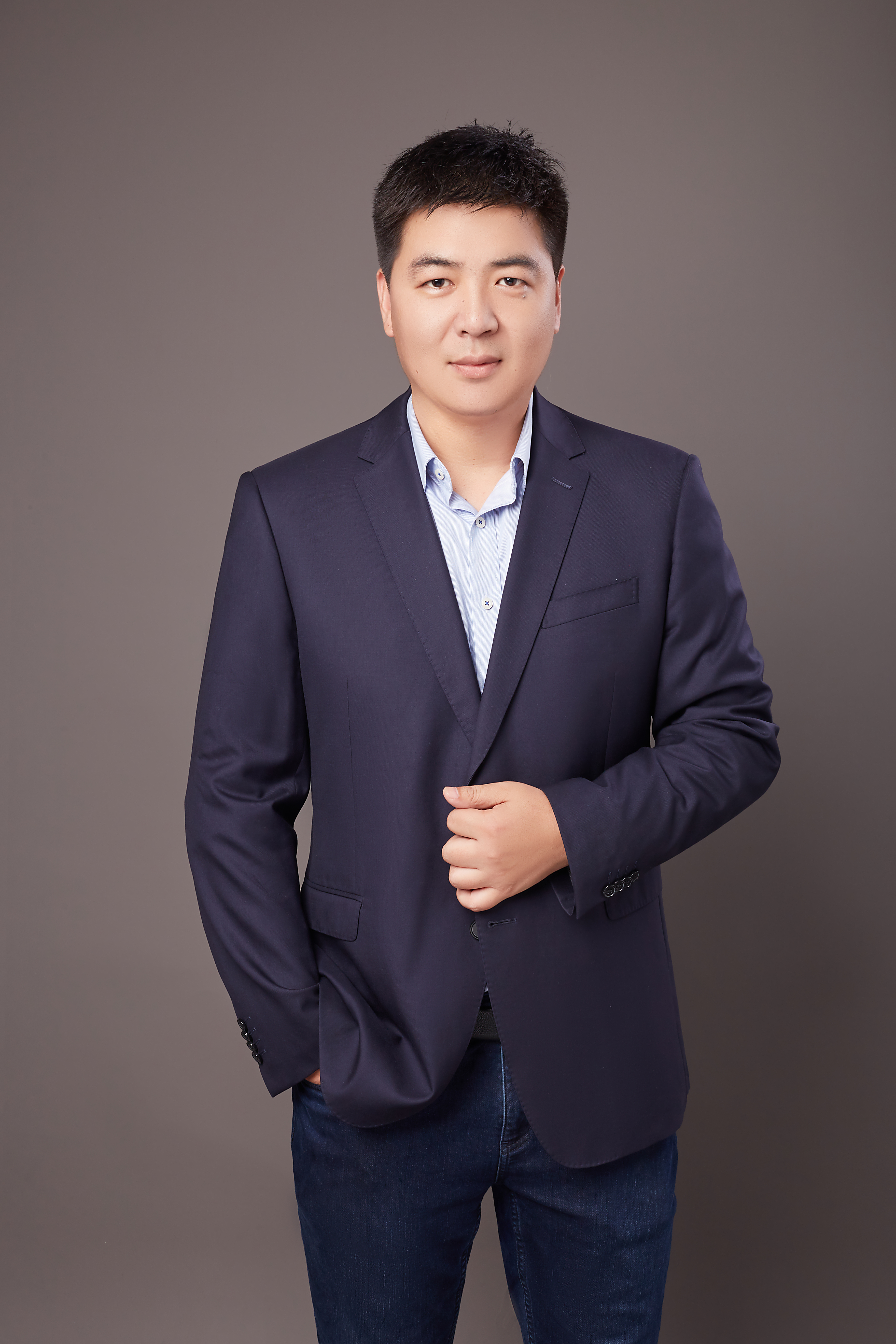 Lei Dai Vice President of Sales